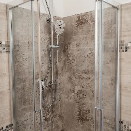 Comodo 4* Isola Sacra