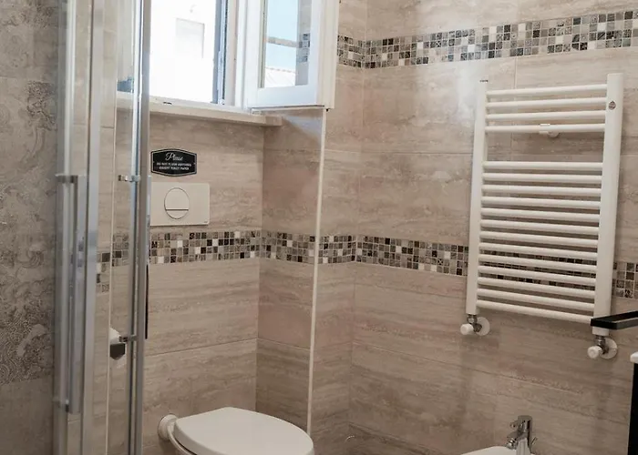 Ξενοδοχείο με διαμερίσματα Comodo 4*